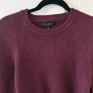 Banana Republic Deep wine Red Knit Sweater 100% Morino wool